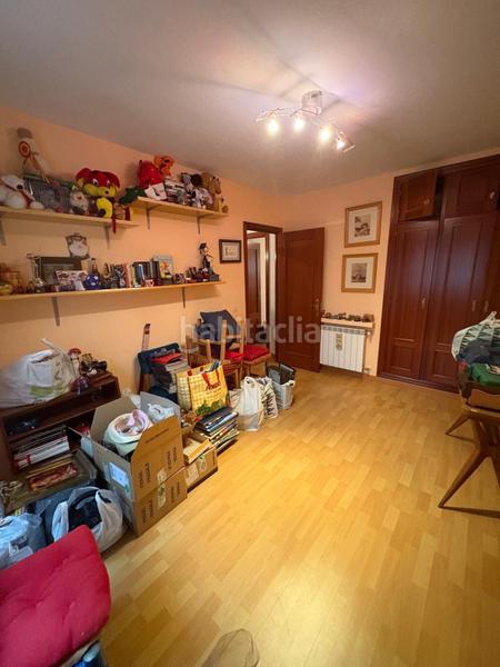 Foto 42a0388c-9287-4b50-8c55-9c8ca14e7938. Etagenwohnung in Dosbarrios