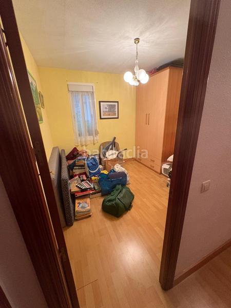 Foto 490c45cd-016e-447a-907a-21a54c850c34. Etagenwohnung in Dosbarrios