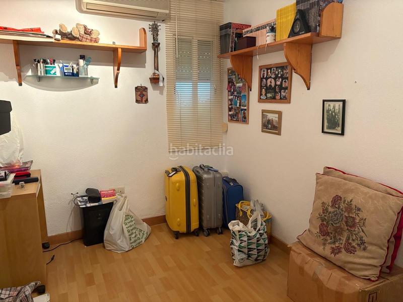 Foto d0a072e7-af23-4ae5-8903-8c94c00ef3a7. Etagenwohnung in Dosbarrios