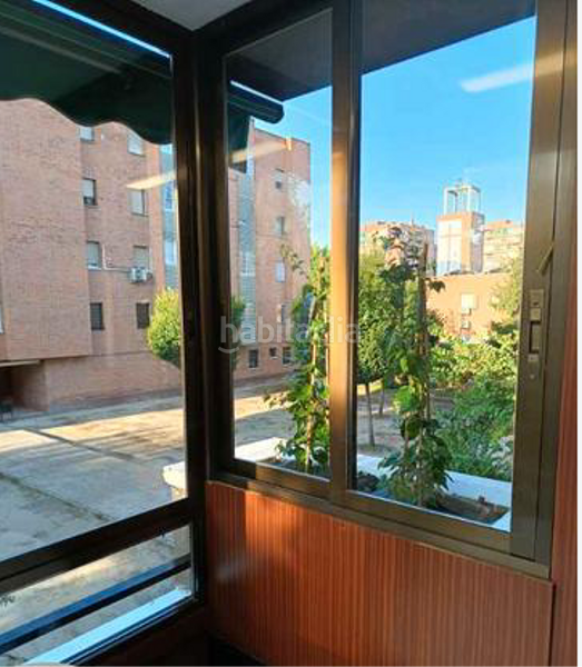 Foto b9873535-996b-4201-9f9a-dbe0cbe45035. Flat with heating in El Carrascal Leganés