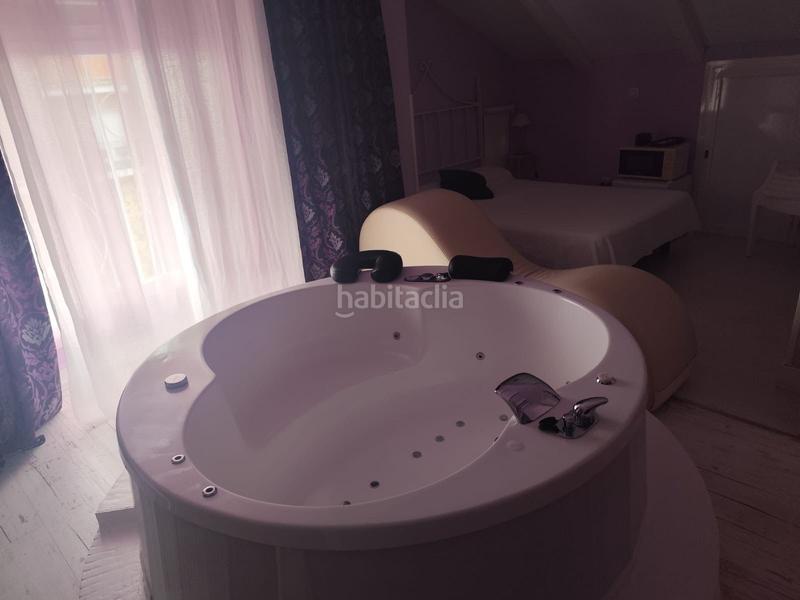 Foto 88ef1f7d-46e9-4f5f-a97a-9afd23e7e80f. Edificio hotel en Centro Navalcarnero