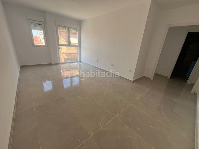 Foto dd39b89f-d0c6-4fb8-94de-95bb09f9cbd9. Pis amb calefacció a Camarena