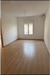 Rent Flat in Malpica de Tajo. Piso en malpica de tajo