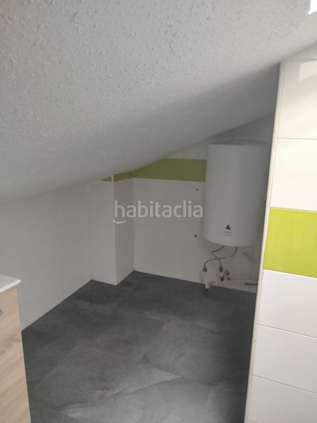 Foto f84f1209-bd24-4848-9802-54b36ee8f740. Àtic amb aparcament a Camarena