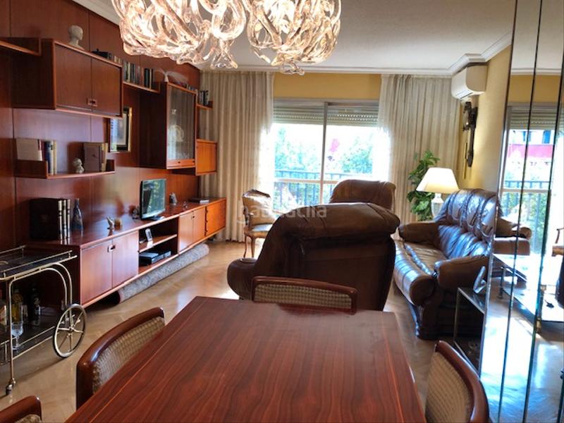 Foto b032b28f-76fa-450a-b92f-82a498f26718. Piso en Palos de Moguer Madrid