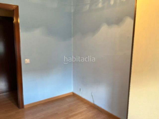 Foto 9511df8b-537b-4e39-aa54-2ab4723d9b6d. Pis a Lucero Madrid
