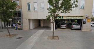 Car parking in Sant Francesc