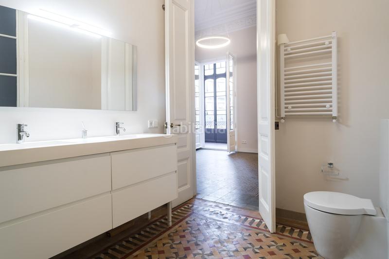 Foto 5dfe78e0-d138-4a8f-9ee3-6d4b12b55d09. Location appartement avec chauffage dans St. Pere - Sta. Caterina - El Born Barcelona