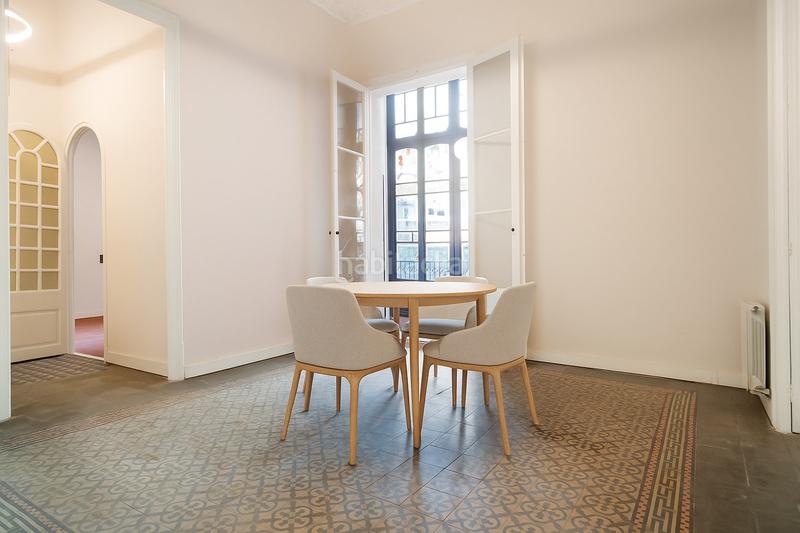 Foto ea25f974-7c04-476a-b599-1a27efb2f530. Miete etagenwohnung mit heizung in St. Pere - Sta. Caterina - El Born Barcelona