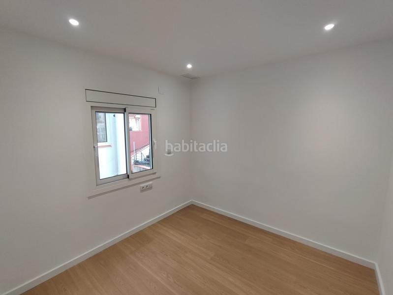 Foto c74a76ce-ee48-4f44-aed5-2ec12e7b2d26. Rent flat with heating parking in Eixample Sabadell