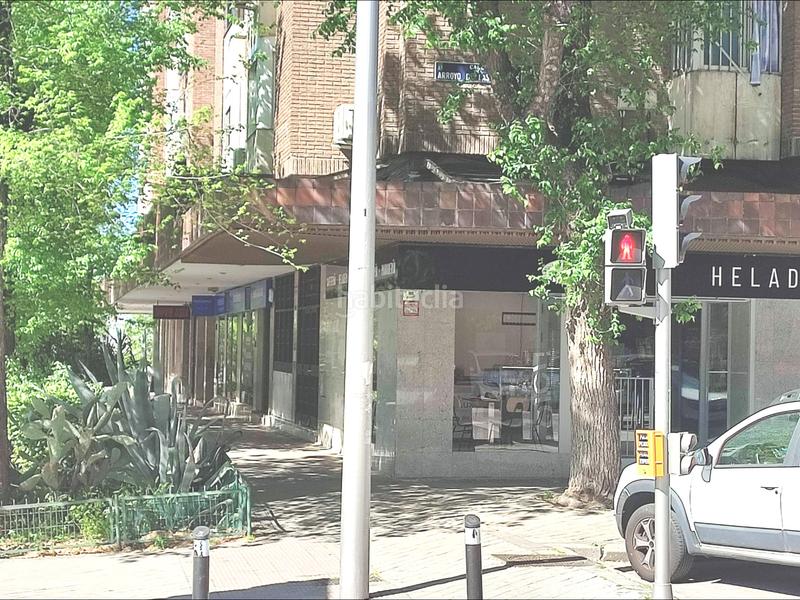 Foto 39bc6c25-f262-433f-9691-da7b497d324e. Local comercial a Media Legua Madrid