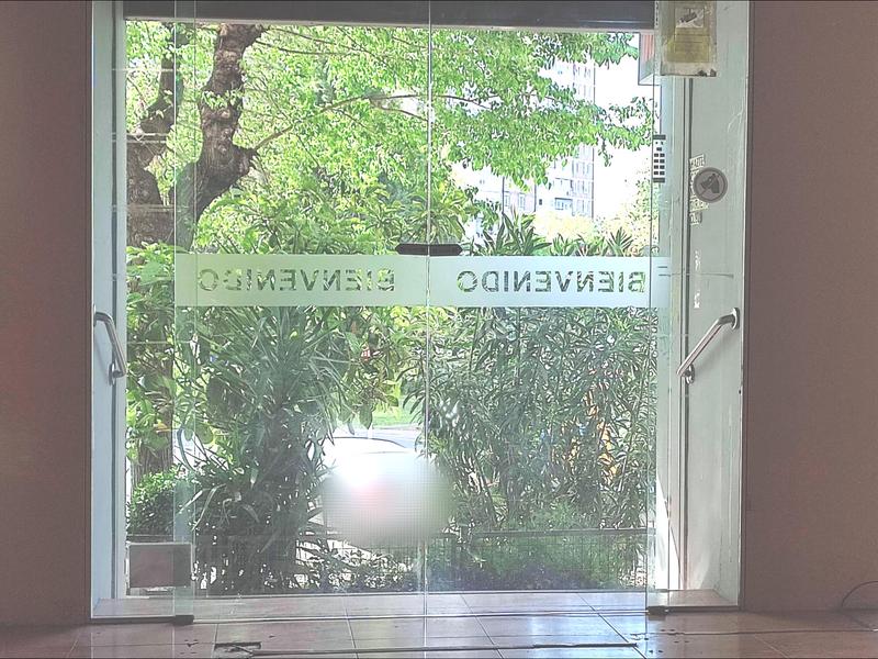 Foto 85ac0c6f-9ee5-42d8-9bd5-46cc2847a6cb. Local comercial a Media Legua Madrid