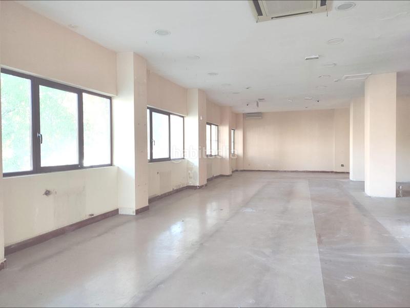 Foto 9a240602-4dba-4095-b285-bbcb0893e508. Local comercial a Media Legua Madrid
