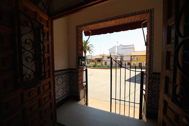 Foto 9b336814-9b4b-4843-8586-4519ceb45025. Casa amb calefacció aparcament a Valdeverdeja