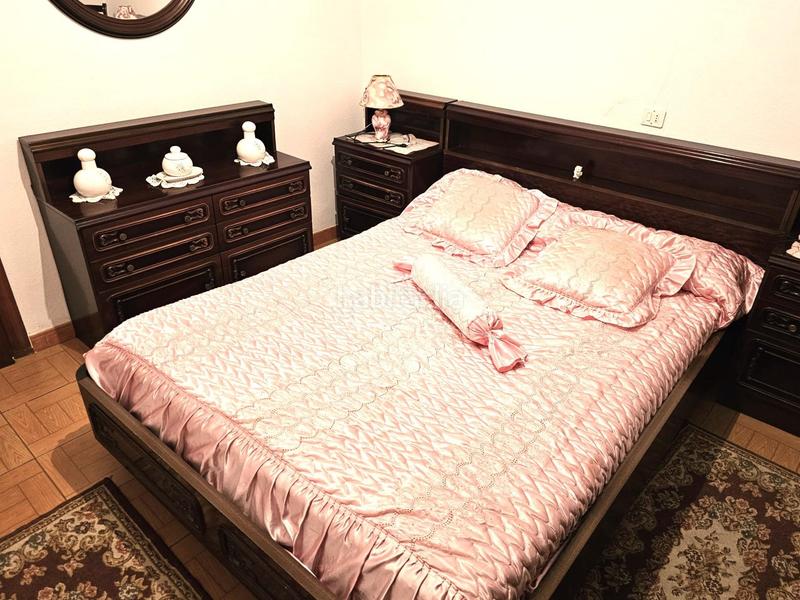 Foto 94cea2c4-a743-4e73-bff2-26d631b11223. Casa adossada amb aparcament a Quirós