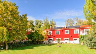 Maison à Extrarradio. Se vende casa de campo con bodega de vinos