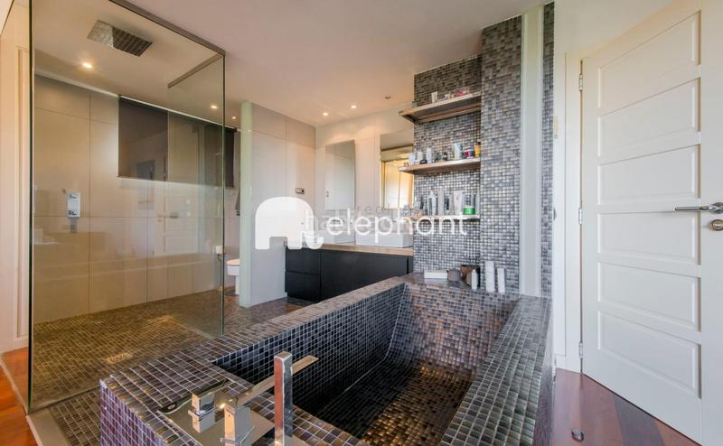 Foto 5799b1f8-f821-4e63-9e3c-41b13cdd1847. Casa a schiera con riscaldamento parcheggio piscina in Boadilla del Monte