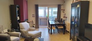 Xalet a Sils. Chalet independiente con amplio jardín, garaje para 4 coches y p