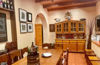 Apartament a Laguna de Duero. Apartamento y garaje en  planta baja para utilizar también como