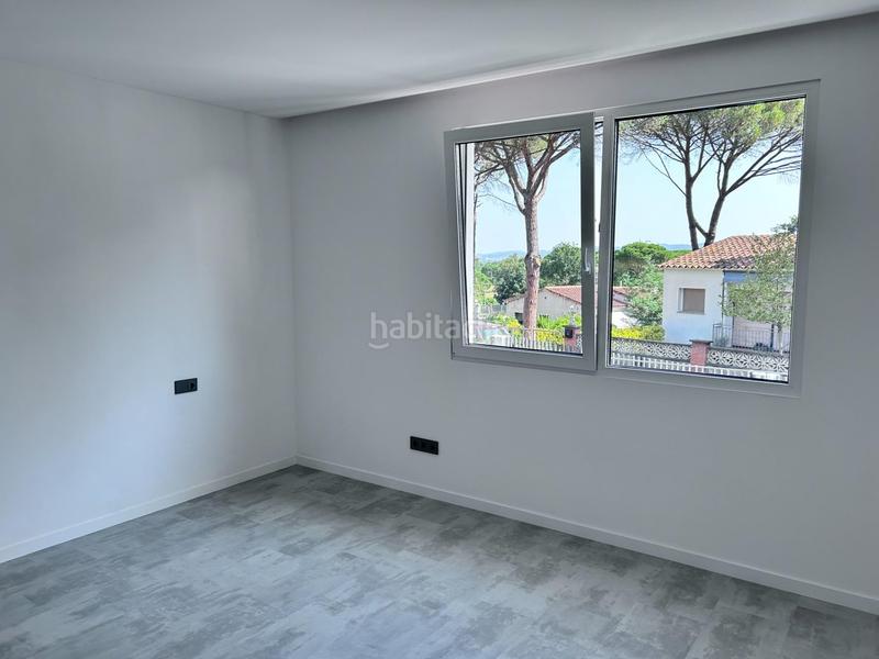 Foto 5a87f0a8-a1ed-4e6c-a1c3-7fa58b8d868a. Chalet  nuevo 4hab., piscina privada, garaje y gran jardín en Llagostera