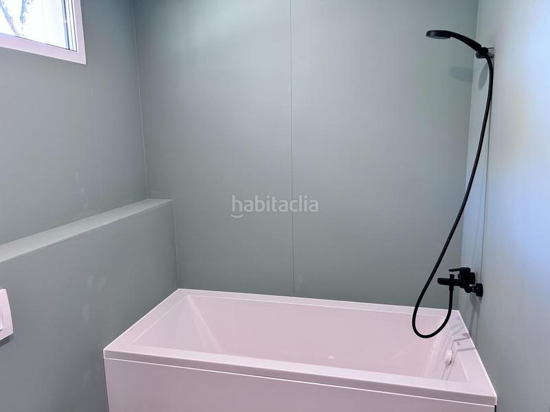 Foto bb3d31ae-39ec-4518-bbd4-c2ada2cf0a0d. Chalet  nuevo 4hab., piscina privada, garaje y gran jardín en Llagostera