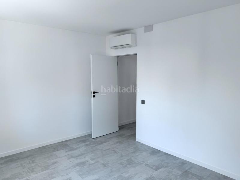 Foto d6048de1-ff8d-4152-865c-8e575d1a7376. Chalet  nuevo 4hab., piscina privada, garaje y gran jardín en Llagostera