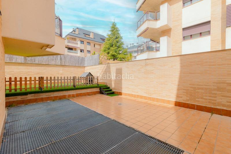 Foto 0d64a6d4-d73f-4e76-919f-72b58296d847. Duplex avec chauffage parking piscine dans Viñas Viejas Boadilla del Monte
