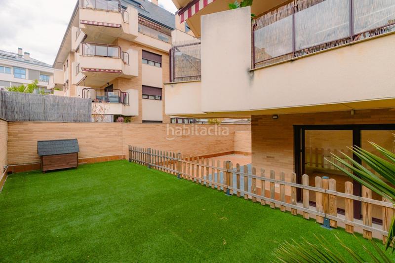 Foto ba517d74-0649-4157-a272-af0c52f1c46e. Duplex avec chauffage parking piscine dans Viñas Viejas Boadilla del Monte