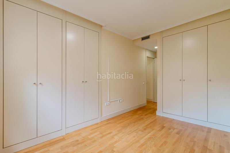 Foto e77b70b5-7b16-4c9e-b684-09624530d848. Duplex avec chauffage parking piscine dans Viñas Viejas Boadilla del Monte