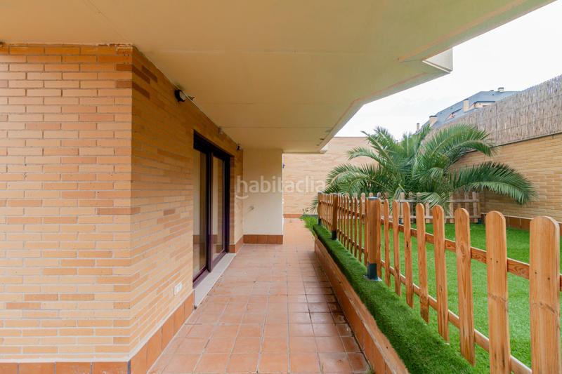Foto fa27e1df-3d45-414f-91f7-e3142c485425. Duplex avec chauffage parking piscine dans Viñas Viejas Boadilla del Monte