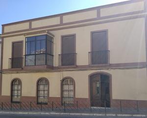 House in Baena. Casa familiar en baena con mucho potencial