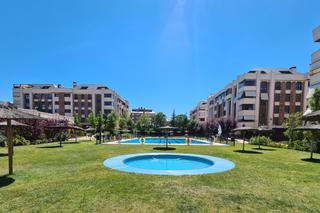 Lloguer Pis a Monte el Pilar. Piso exclusivo en urbanización de lujo