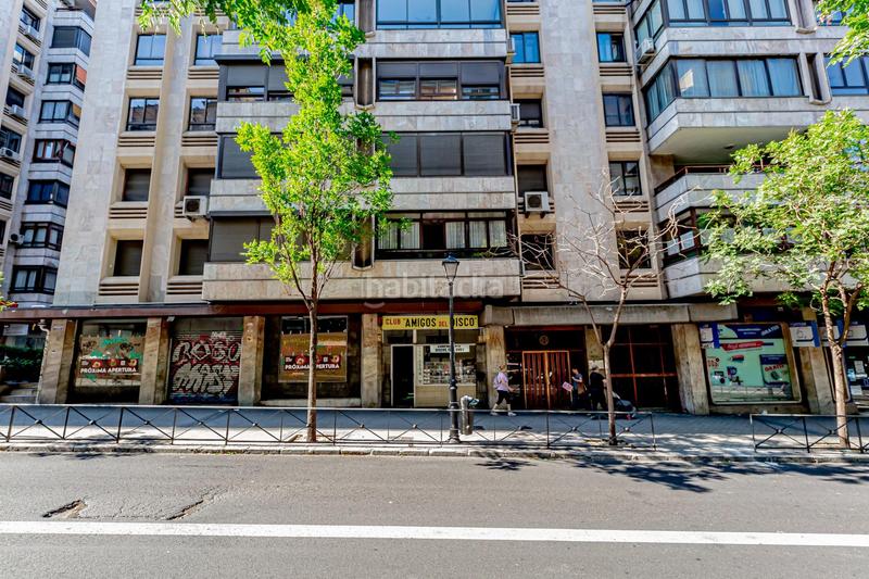 Foto 867aa526-dd01-4382-9792-115dea65bd34. Local comercial magnifico local comercial en rentabilidad, excelente ubicación cfernandez de los rios. en Madrid