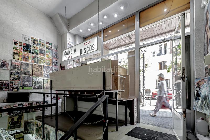 Foto 9e1f5575-50c0-4b75-885b-6ea630ca5fd5. Local comercial magnifico local comercial en rentabilidad, excelente ubicación cfernandez de los rios. en Madrid