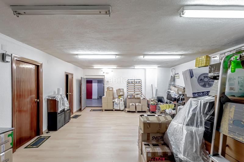 Foto eed0f328-9154-48a7-a83e-8c02e5c1d0a9. Local comercial magnifico local comercial en rentabilidad, excelente ubicación cfernandez de los rios. en Madrid