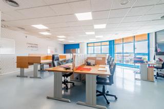 Industrial building in Palomeras Sureste. Nave industrial en edificio con seguridad 24h y excelentes acces