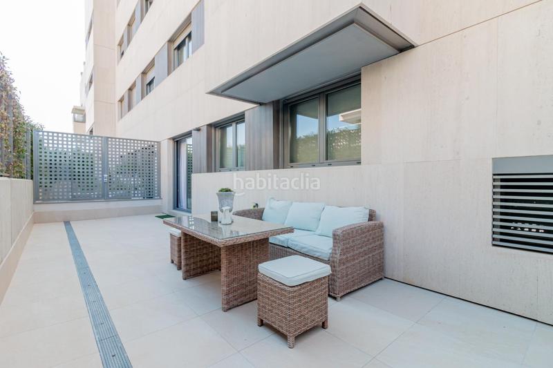 Foto 15855a7b-8d33-4b28-bf1e-6e86317f4d25. Piano terra con riscaldamento parcheggio piscina in Boadilla del Monte