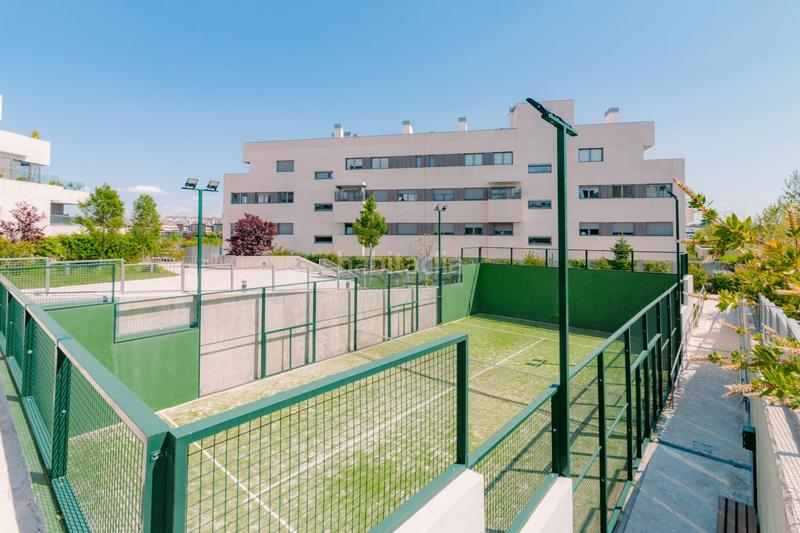 Foto a197a27e-cdcc-4637-b541-a2001ae8b9c3. Planta baixa amb calefacció aparcament piscina a Boadilla del Monte