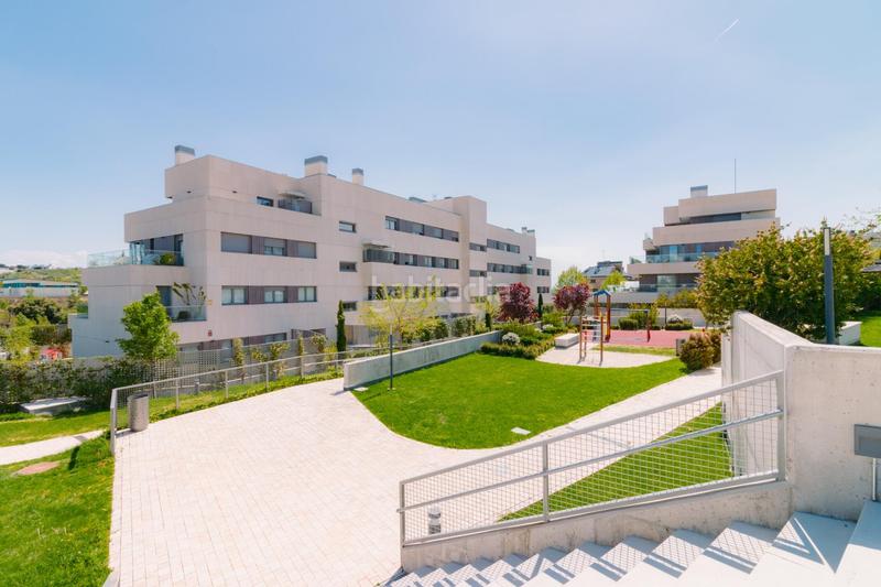Foto c9abbe6c-0cac-48c4-bc70-c3371f749b20. Planta baixa amb calefacció aparcament piscina a Boadilla del Monte