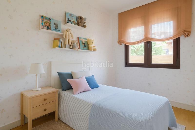 Foto 3c33cfbe-8808-42b9-ac6d-88dc6d6e433a. Ground floor with heating parking pool in Viñas Viejas Boadilla del Monte