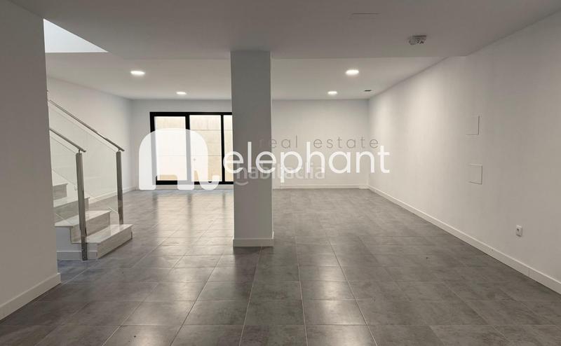 Foto 16884c13-d1d2-462f-861e-4e0ddcbc1ea4. Alquiler casa adosada alquiler chalet adosado con piscina privada en Boadilla del Monte