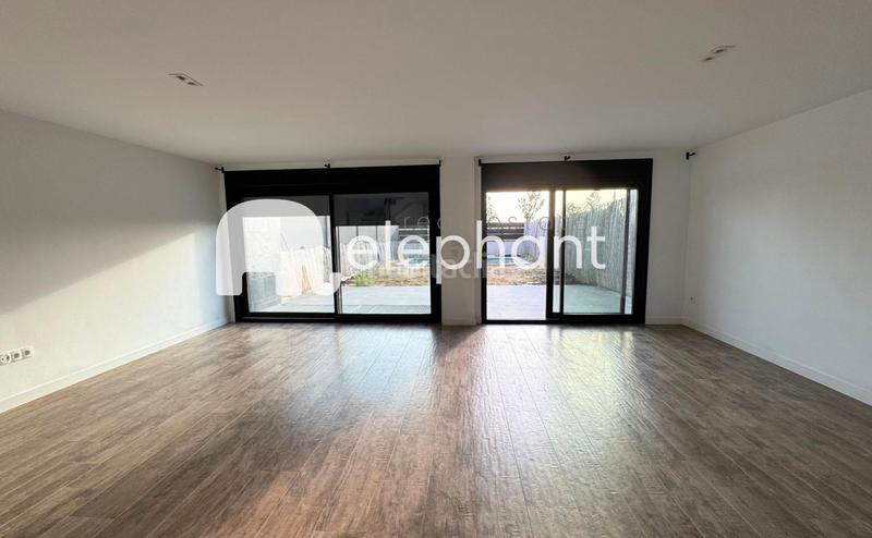 Foto f75c2ef3-0e16-4d88-b061-0ed6d5e2acac. Alquiler casa adosada alquiler chalet adosado con piscina privada en Boadilla del Monte