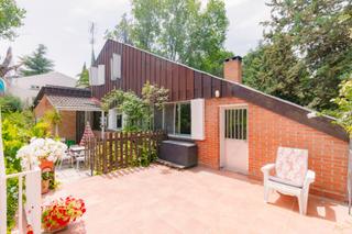 Xalet en Bonanza. Chalet independiente con encanto en bonanza