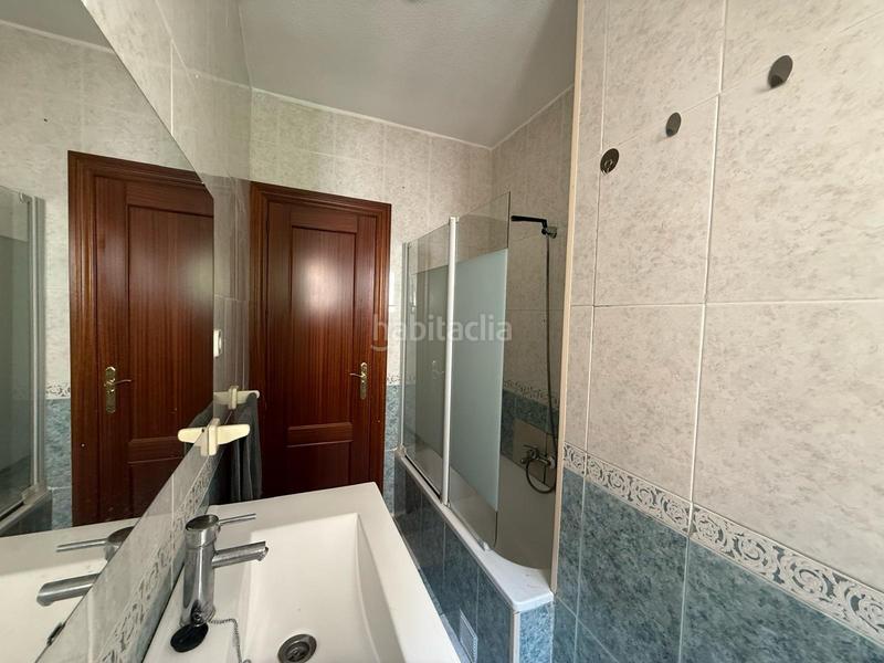 Foto de7bf70f-c001-461b-9a68-bf4e3f2b520d. Location appartement dans Cartuja Granada