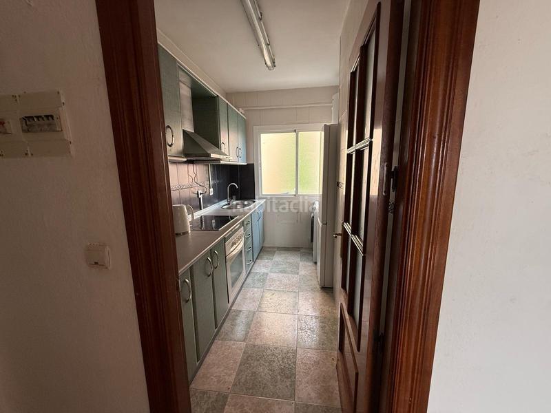 Foto 730639eb-7289-4750-a352-9c813f0fd1d7. Miete etagenwohnung in Cartuja Granada