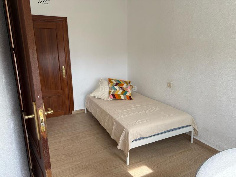 Foto f6c12cea-321b-47e5-af26-07622596918d. Miete etagenwohnung in Cartuja Granada