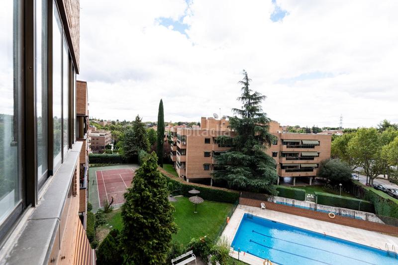 Foto 5baa6073-1dd2-4d65-a3ed-fda323b21c78. Miete dachwohnung mit heizung parking pool in Avenida Europa Pozuelo de Alarcón