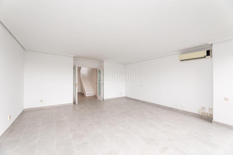 Foto 668d7562-f32d-4430-9c7b-50beff2eb005. Miete dachwohnung mit heizung parking pool in Avenida Europa Pozuelo de Alarcón