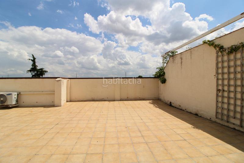 Foto 1756a1ad-d7e0-4ea9-8202-4dc293ca3b16. Rent penthouse with heating parking pool in Avenida Europa Pozuelo de Alarcón