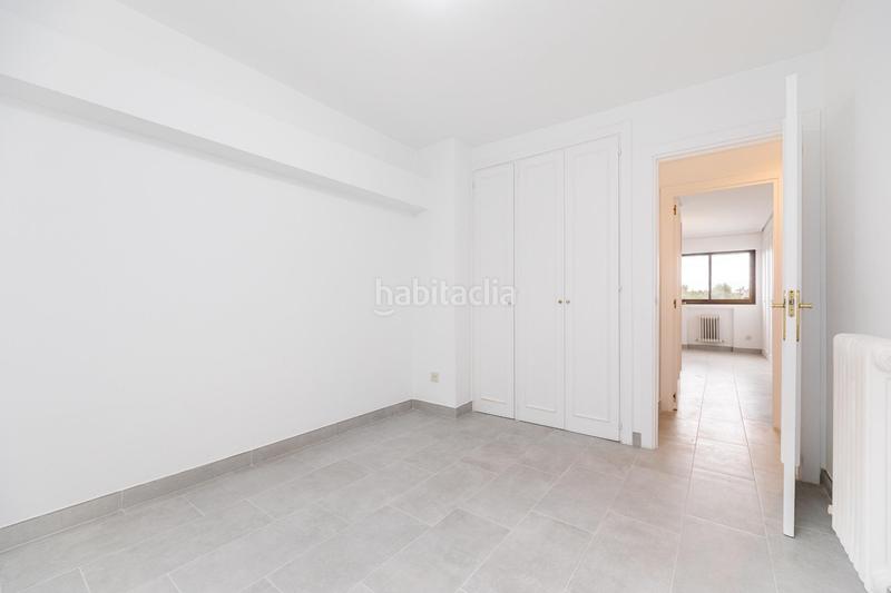 Foto 2b25106b-7c9e-48b6-b424-93462bb5d395. Rent penthouse with heating parking pool in Avenida Europa Pozuelo de Alarcón